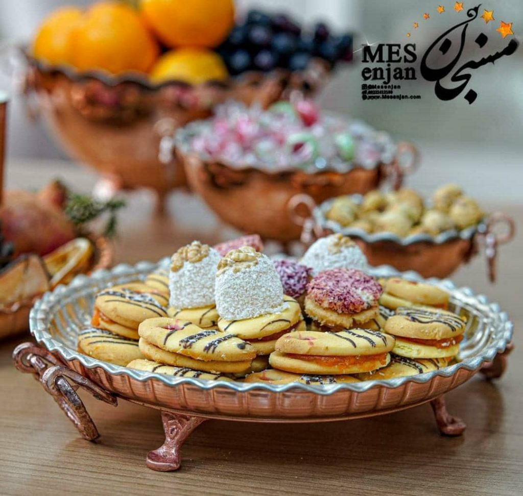دیس داخل طرحدار پایه دار مسی