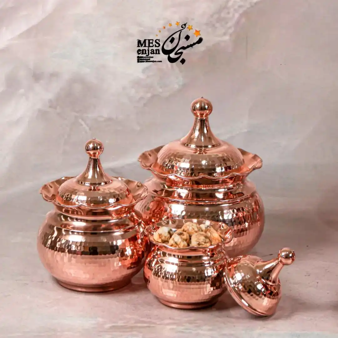 شكلات خوری لب چين درب گنبدی (قندان، آجیل خوری) شكلات خوری لب چين درب گنبدی (قندان، آجیل خوری)