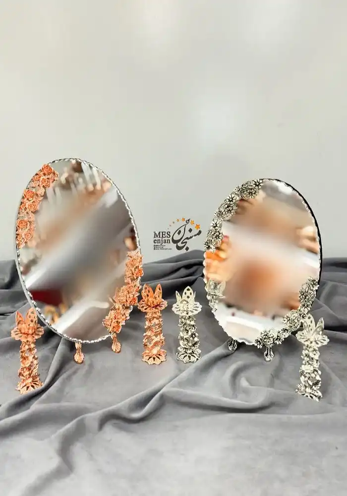 آینه و شمعدان بیضی گل دار